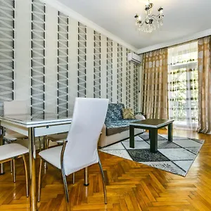 Deluxe 39 Апартаменты Баку