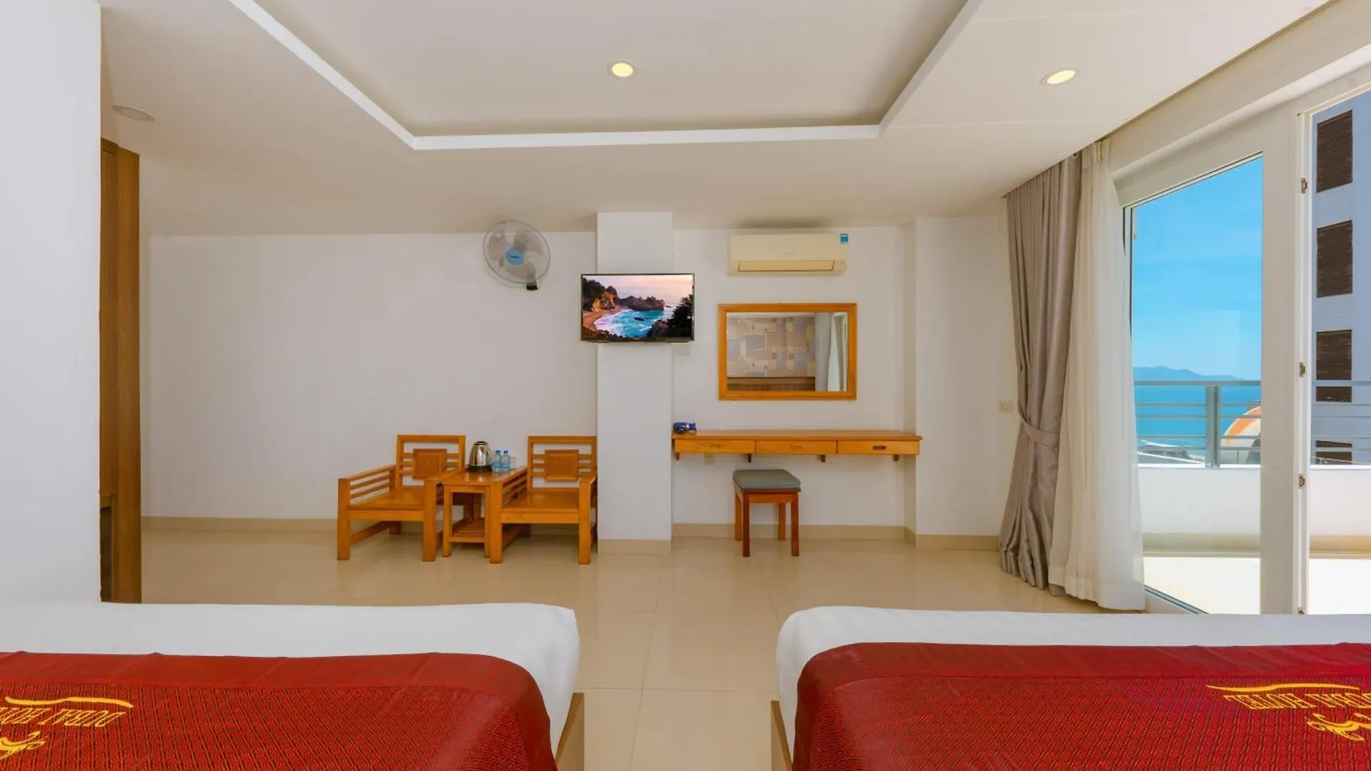 Dubai Nha Trang Hotel Managed By Ht